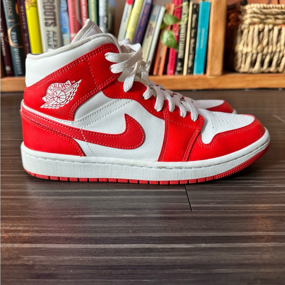 Jordan 1 Mid Syracuse Habanero Red White